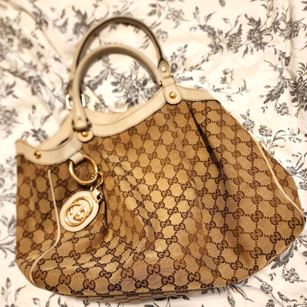 Gucci Sukey purse